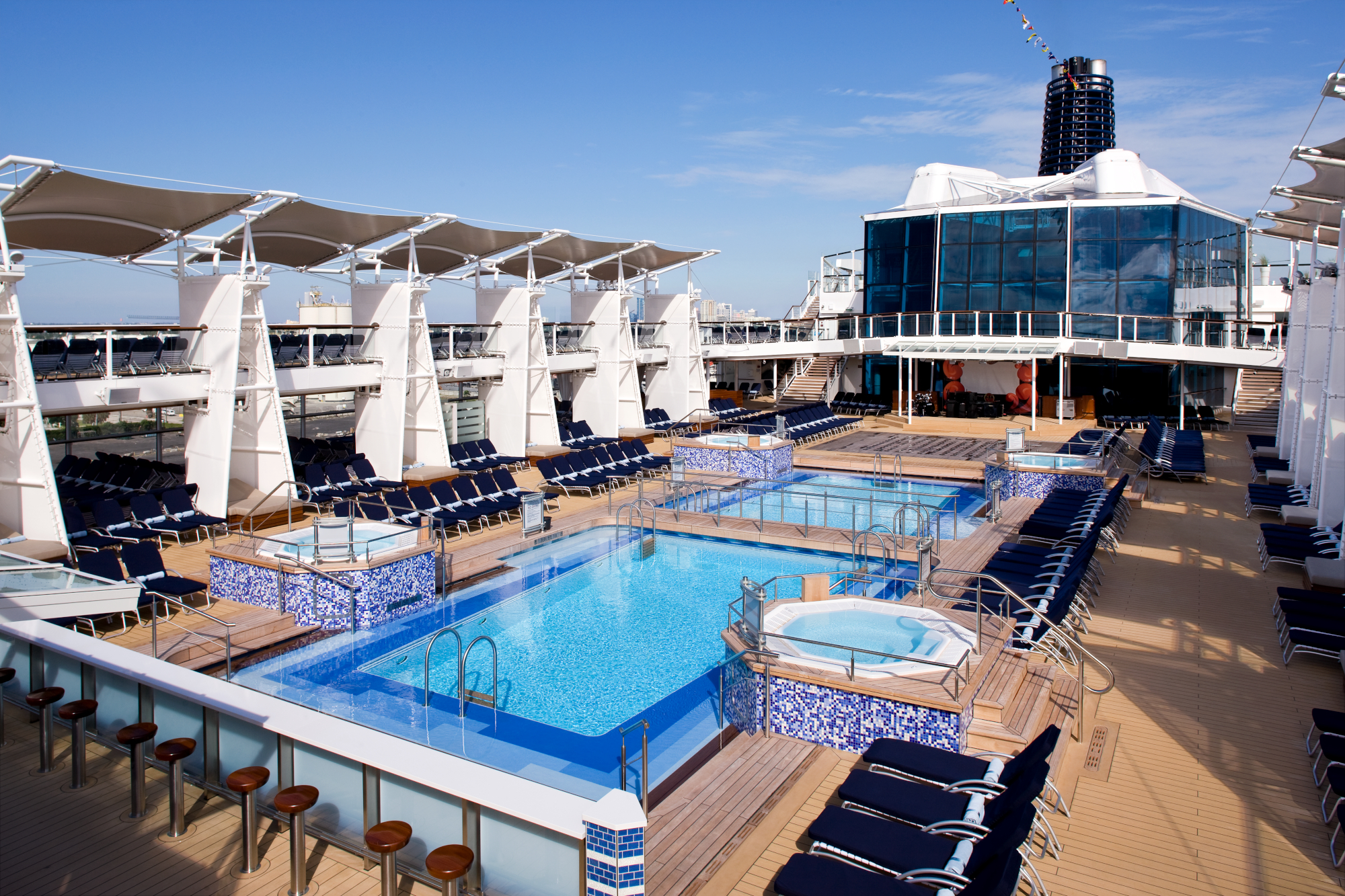 MyCruise Celebrity-Cruises Solstice Offentlige-arealer Pool-spa5
